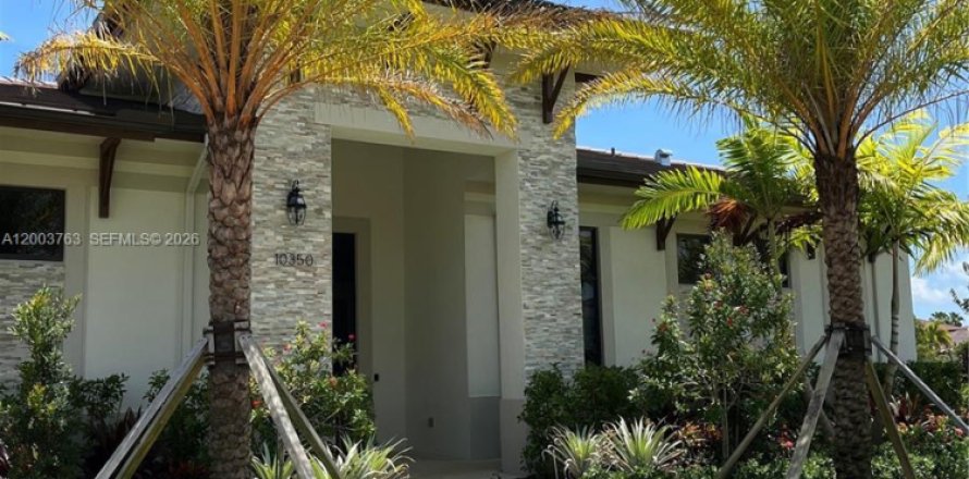 Таунхаус в Майами, Флорида 3 спальни, 147.44м2 № 2069434