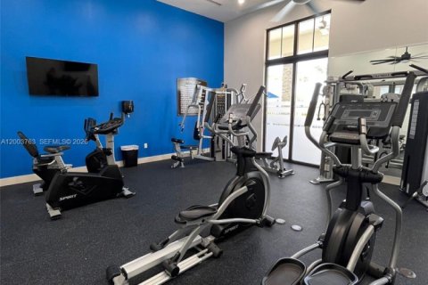 Купить таунхаус в Майами, Флорида 3 спальни, 147.44м2, № 2069434 - фото 21