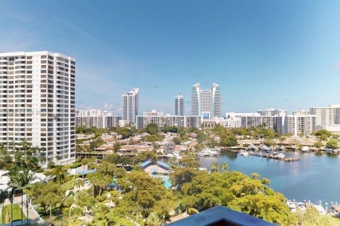 Copropriété à vendre à Hallandale Beach, Floride: 1 chambre, 76.92 m2 № 1929128 - photo 4