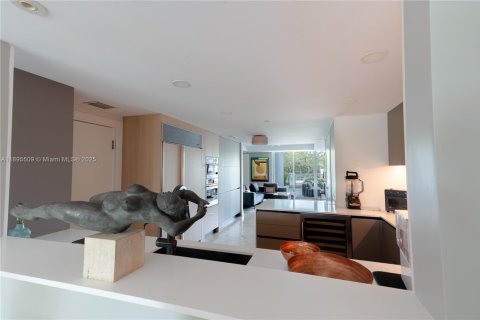 Copropriété à louer à Miami, Floride: 3 chambres, 245.26 m2 № 1953672 - photo 8