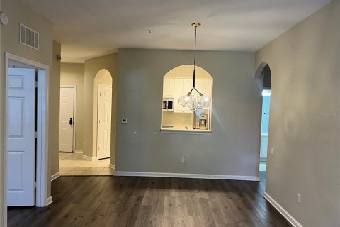 Condo in Orlando, Florida, 2 bedrooms  № 1569272 - photo 5