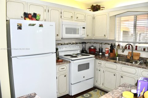 Condominio en venta en Hollywood, Florida, 2 dormitorios, 81.75 m2 № 1978566 - foto 6