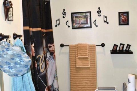 Condominio en venta en Hollywood, Florida, 2 dormitorios, 81.75 m2 № 1978566 - foto 16