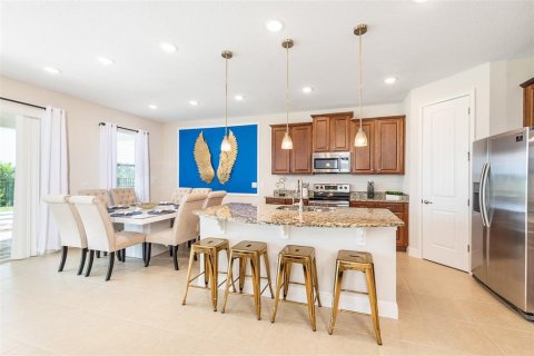 Villa ou maison à louer à Kissimmee, Floride: 4 chambres, 219.53 m2 № 2152067 - photo 10
