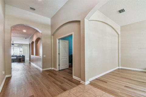 Villa ou maison à vendre à Valrico, Floride: 4 chambres, 235.41 m2 № 1893751 - photo 4