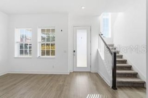 Casa en venta en Orlando, Florida, 3 dormitorios, 165.92 m2 № 2100964 - foto 9
