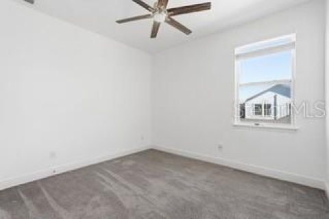 Casa en venta en Orlando, Florida, 3 dormitorios, 165.92 m2 № 2100964 - foto 27