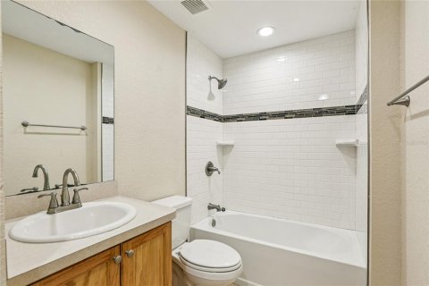 House in Bartow, Florida 3 bedrooms, 92.9 sq.m. № 1916802 - photo 22