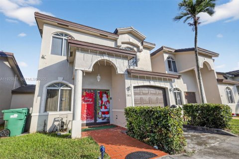 Condo in Hialeah, Florida, 3 bedrooms  № 1985829 - photo 3