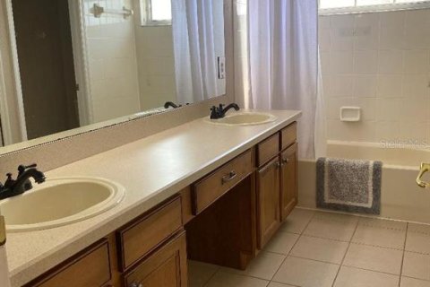 Casa en venta en Orlando, Florida, 4 dormitorios, 277.87 m2 № 1838799 - foto 22