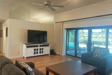 Villa ou maison à louer à Sarasota, Floride: 3 chambres, 251.67 m2 № 2435044 - photo 3