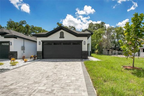 Duplex in Apopka, Florida 6 bedrooms, 297.1 sq.m. № 1902332 - photo 10