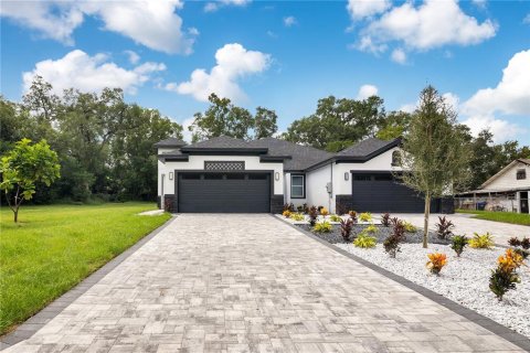 Duplex in Apopka, Florida 6 bedrooms, 297.1 sq.m. № 1902332 - photo 5