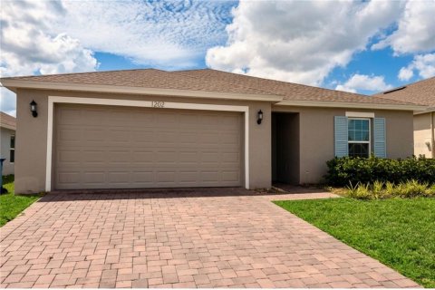 Villa ou maison à Haines City, Floride 4 chambres, 148.64 m2 № 2324888