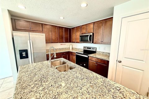Villa ou maison à louer à Haines City, Floride: 4 chambres, 148.64 m2 № 2324888 - photo 9