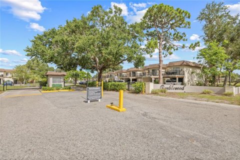 Condo in Sarasota, Florida, 3 bedrooms  № 1803589 - photo 13