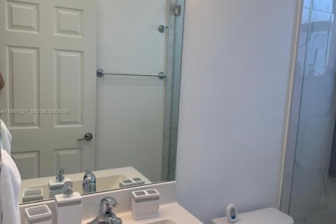 Adosado en alquiler en Fort Lauderdale, Florida, 3 dormitorios, 140.84 m2 № 2049084 - foto 15