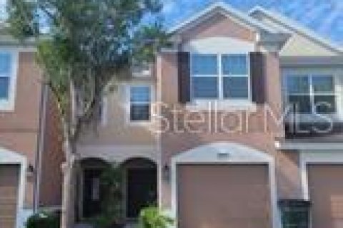 Adosado en alquiler en Wesley Chapel, Florida, 3 dormitorios, 147.53 m2 № 1848556 - foto 1