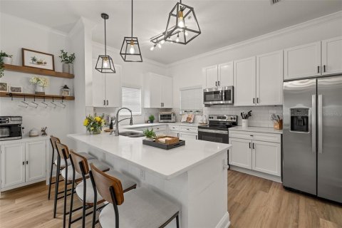 Townhouse in Tampa, Florida 3 bedrooms, 214.79 sq.m. № 1813654 - photo 23