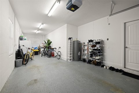 Townhouse in Tampa, Florida 3 bedrooms, 214.79 sq.m. № 1813654 - photo 19