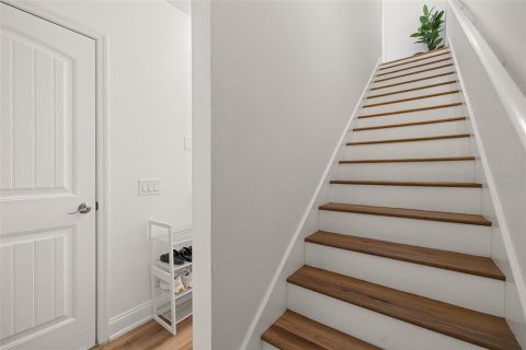 Townhouse in Tampa, Florida 3 bedrooms, 214.79 sq.m. № 1813654 - photo 18