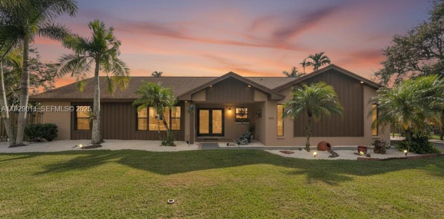 Villa ou maison à Homestead, Floride 3 chambres, 212.84 m2 № 1987363