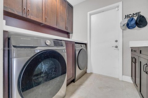 Villa ou maison à vendre à Homestead, Floride: 3 chambres, 212.84 m2 № 1987363 - photo 17