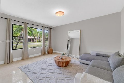 Villa ou maison à vendre à Homestead, Floride: 3 chambres, 212.84 m2 № 1987363 - photo 12