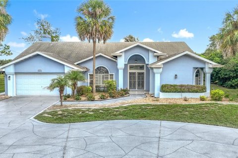 Villa ou maison à vendre à Spring Hill, Floride: 3 chambres, 234.39 m2 № 1915188 - photo 7
