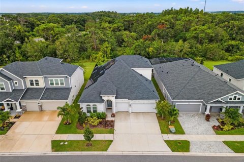 Купить виллу или дом в Аполло-Бич, Флорида 8 комнат, 321.26м2, № 1898782 - фото 3