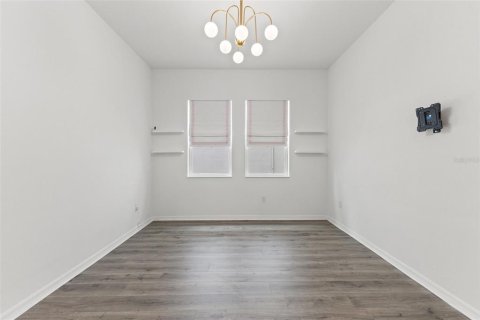 Купить виллу или дом в Аполло-Бич, Флорида 8 комнат, 321.26м2, № 1898782 - фото 30