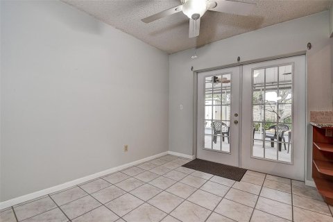 House in Seminole, Florida 3 bedrooms, 107.95 sq.m. № 1904076 - photo 13