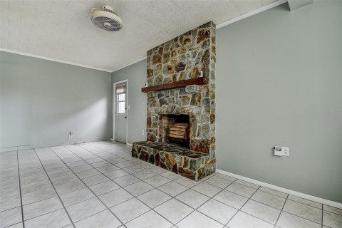 House in Seminole, Florida 3 bedrooms, 107.95 sq.m. № 1904076 - photo 14