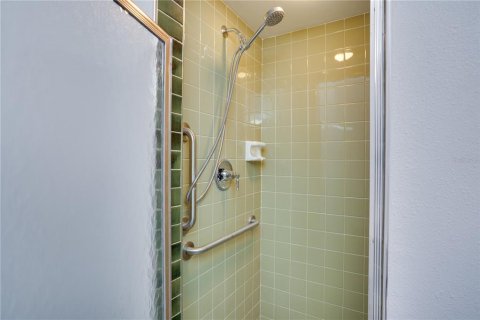 Condo in Nokomis, Florida, 2 bedrooms № 2141956 - photo 21