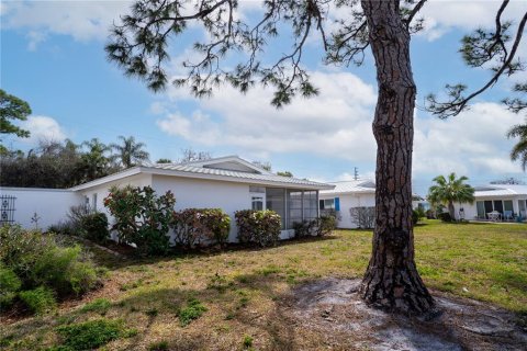 Condo in Nokomis, Florida, 2 bedrooms № 2141956 - photo 25