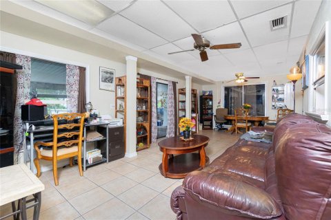 Casa en venta en Port Charlotte, Florida, 3 dormitorios, 147.81 m2 № 1369953 - foto 19