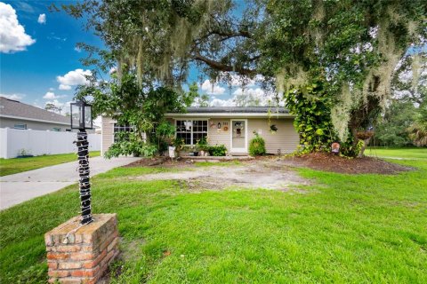 Casa en venta en Port Charlotte, Florida, 3 dormitorios, 147.81 m2 № 1369953 - foto 1