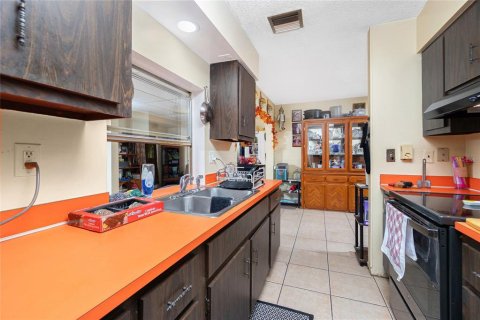 Casa en venta en Port Charlotte, Florida, 3 dormitorios, 147.81 m2 № 1369953 - foto 13