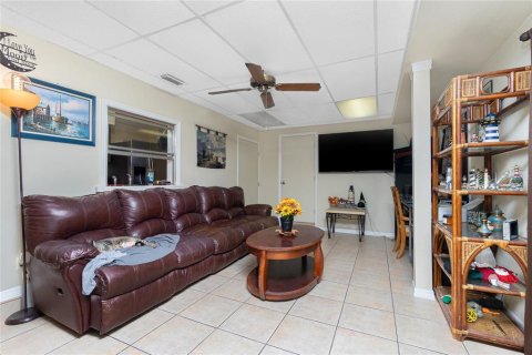Casa en venta en Port Charlotte, Florida, 3 dormitorios, 147.81 m2 № 1369953 - foto 18