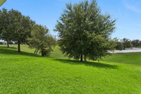 House in Tavares, Florida 3 bedrooms, 276.2 sq.m. № 2238263 - photo 30