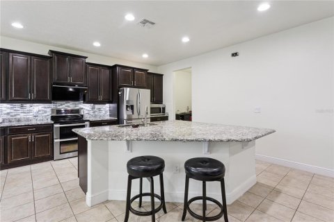 House in Tavares, Florida 3 bedrooms, 276.2 sq.m. № 2238263 - photo 14