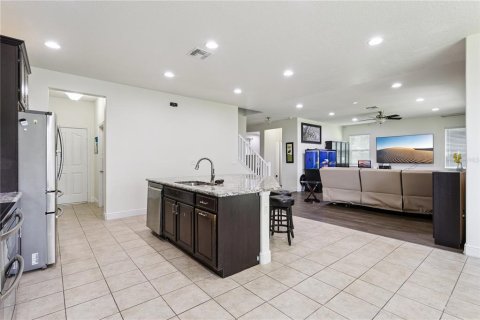 House in Tavares, Florida 3 bedrooms, 276.2 sq.m. № 2238263 - photo 10