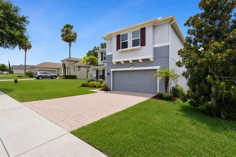 House in Tavares, Florida 3 bedrooms, 276.2 sq.m. № 2238263 - photo 3