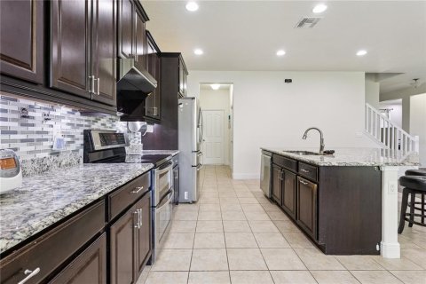 House in Tavares, Florida 3 bedrooms, 276.2 sq.m. № 2238263 - photo 16