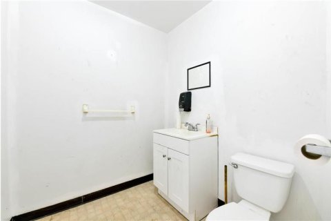 Commercial property in Tampa, Florida 311.13 sq.m. № 2133625 - photo 27