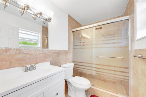 Apartment in Dania Beach, Florida 2 bedrooms, 88.26 sq.m. № 2003062 - photo 21