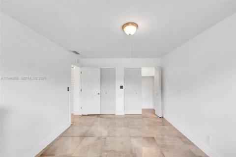 Apartment in Dania Beach, Florida 2 bedrooms, 88.26 sq.m. № 2003062 - photo 27