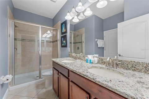 Casa en venta en Davenport, Florida, 9 dormitorios, 363.15 m2 № 2218326 - foto 15