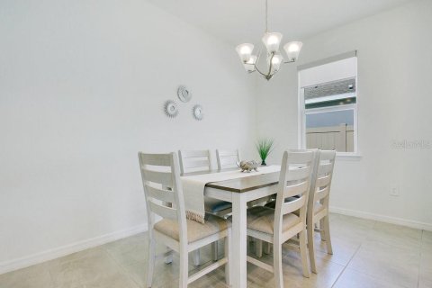 Villa ou maison à vendre à Eustis, Floride: 4 chambres, 185.9 m2 № 1807329 - photo 12