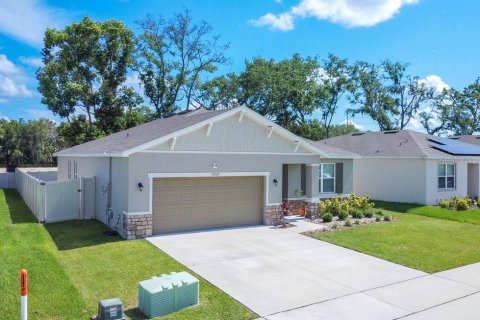 Villa ou maison à vendre à Eustis, Floride: 4 chambres, 185.9 m2 № 1807329 - photo 2